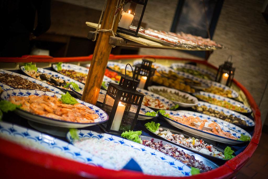 Hotel Ristorante La Perla Varallo Pombia Kültér fotó