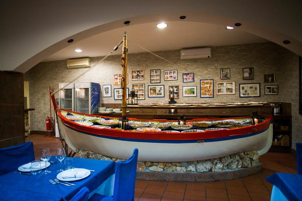 Hotel Ristorante La Perla Varallo Pombia Kültér fotó