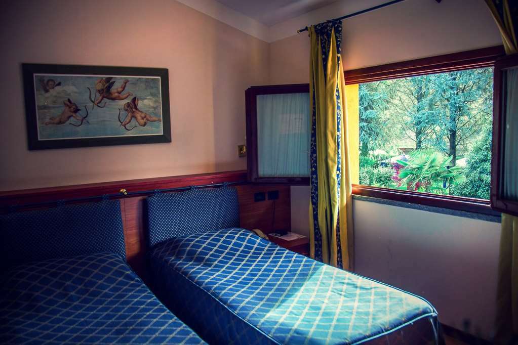 Hotel Ristorante La Perla Varallo Pombia Szoba fotó